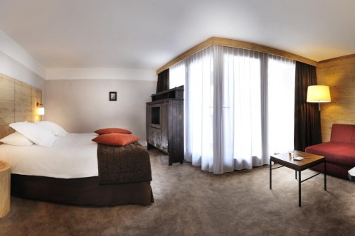 Hotel L'Aigle des Neiges - Luxe room; Copyright: P LEROY