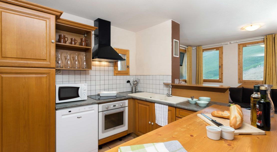 Kitchen area Les Chalets des Alpages; Copyright: Madame Vacances