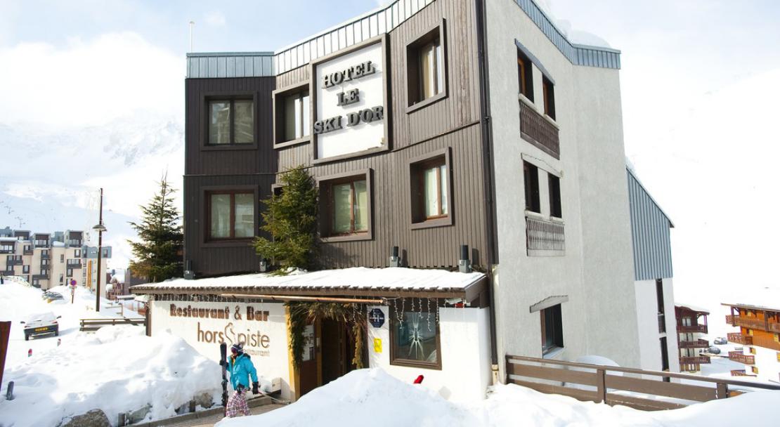 Hotel Ski d'Or - Exterior - Snowy