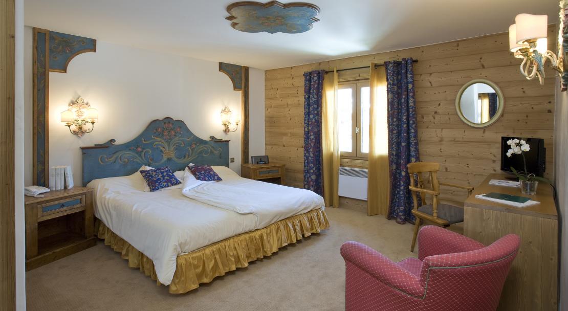 Triple room, Hotel Les Peupliers, Courchevel 1300