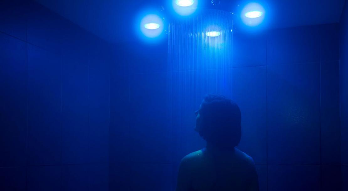 Experience sensual shower LEDs waterfall Hotel Araucaria La Plagne