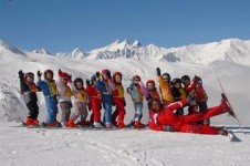 Learn to ski in a group snow sport lesson with one of Valmeinier’s qualified instructors