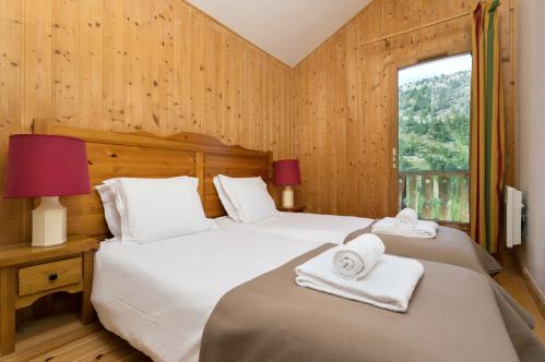 Example of double room in Les Chalets d'Isola, Isola 2000