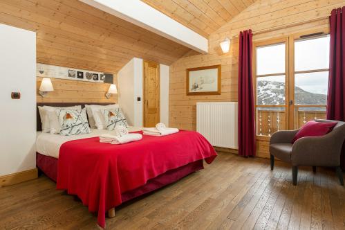 Double Bedroom - Les Chalets de L'Altiport - Alpe d'Huez