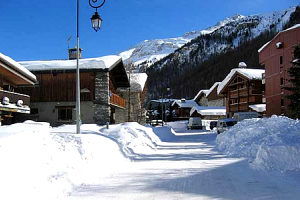 Val d'Isere village