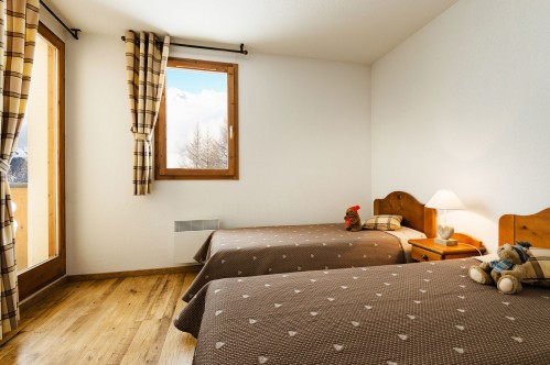 L'Arollaie Peisey Vallandry Twin beds