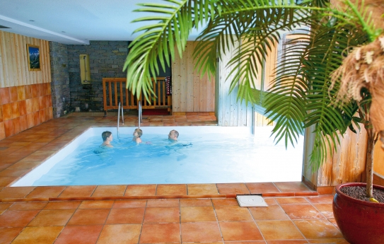 Heated indoor pool - Résidence Le Hameau et les Chalets de la Vallée d'Or - Valloire