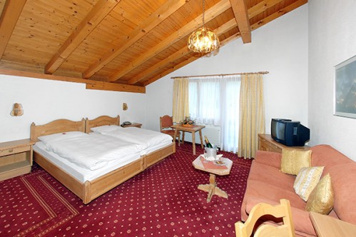 Family Room at Treff Hotel Sonnwendhof - Engelberg - Switzerland