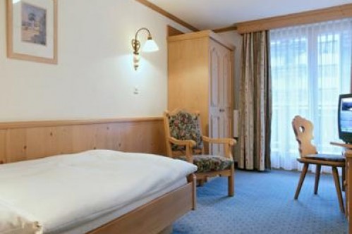 Single Room - Hotel Couronne - Zermatt - Switzerland