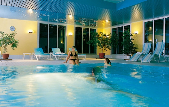 Indoor Pool - Central Sporthotel - Davos