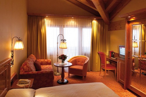 Single Room at Chalet Hotel Schönegg - Zermatt - Switzerland