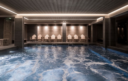 Pool and Spa at Le Fitz Roy Hotel, Val Thorens