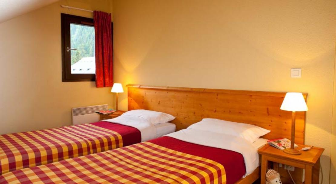 Chalets du Thabor Valfrejus Twin bedroom 