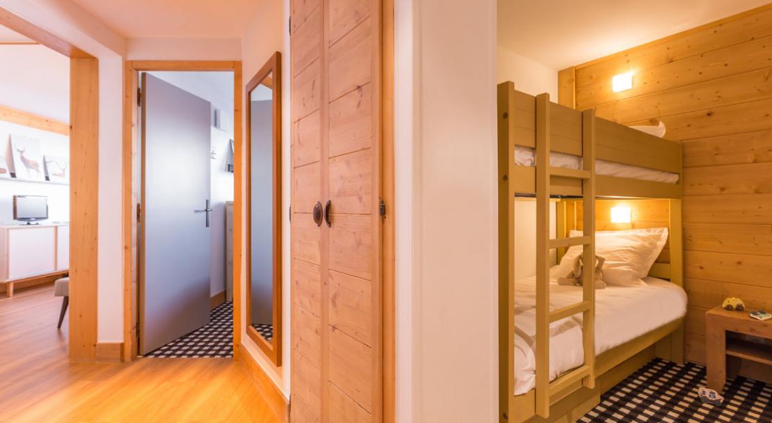 Bunk bed cabin Aconit, Les Menuires, Bedroom; Copyright: Imagera