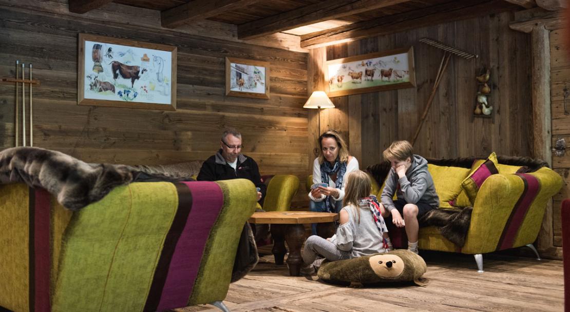 The lounge area at the Ferme du Val Claret; Copyright: ©Foud'Images