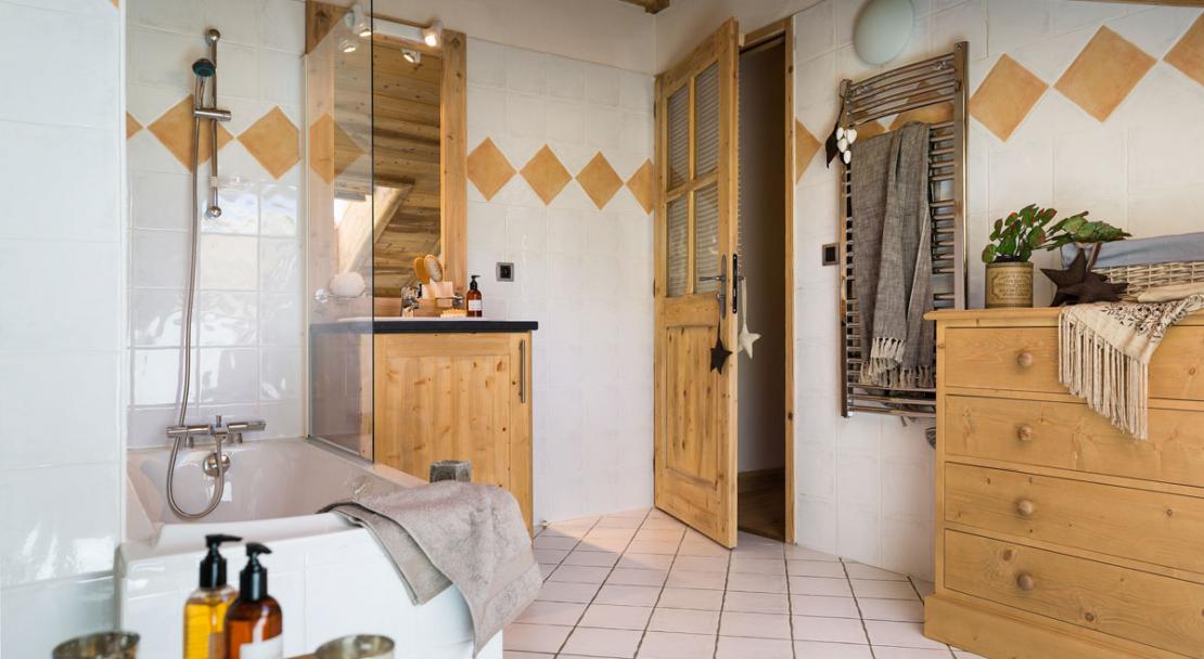 Village de Lessy - Bathroom; Copyright: @studiobergoend