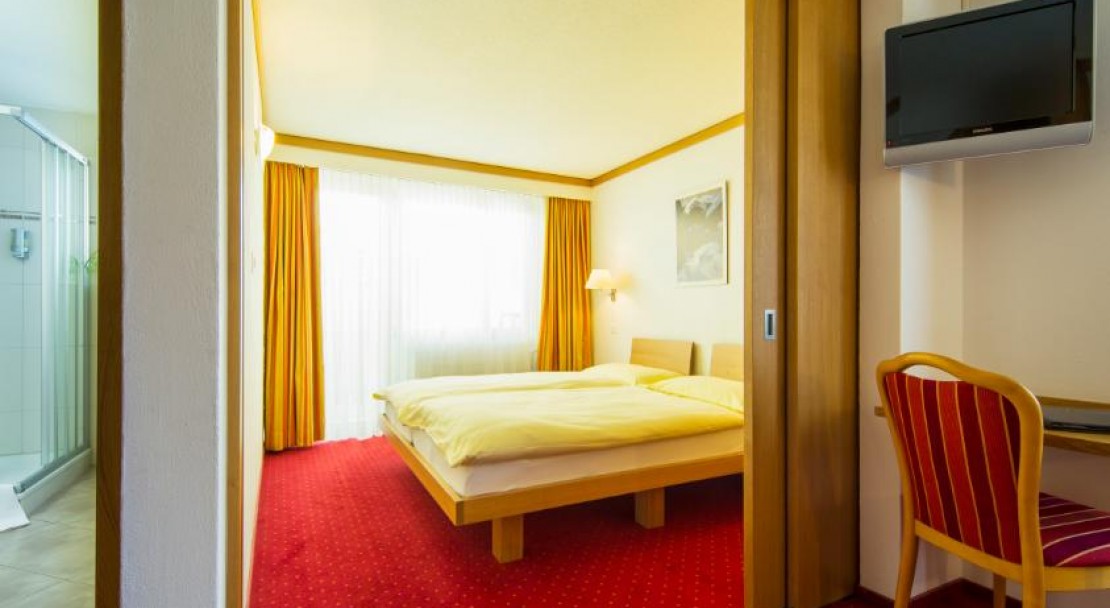 Hotel Excelsior - Zermatt - Bedroom -