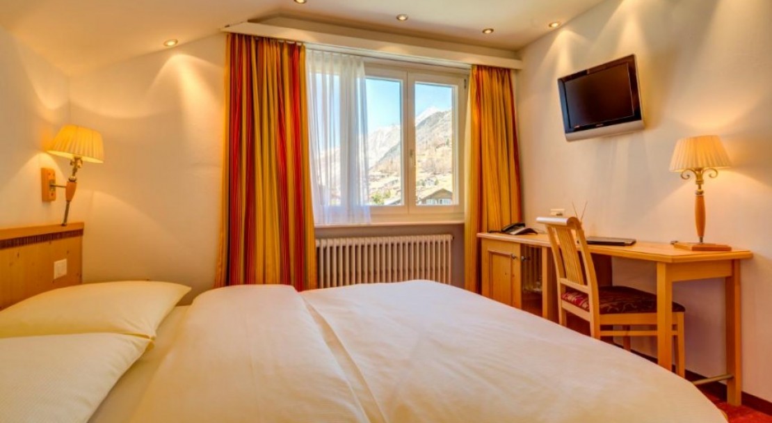 Hotel Excelsior - Zermatt - Bedroom 