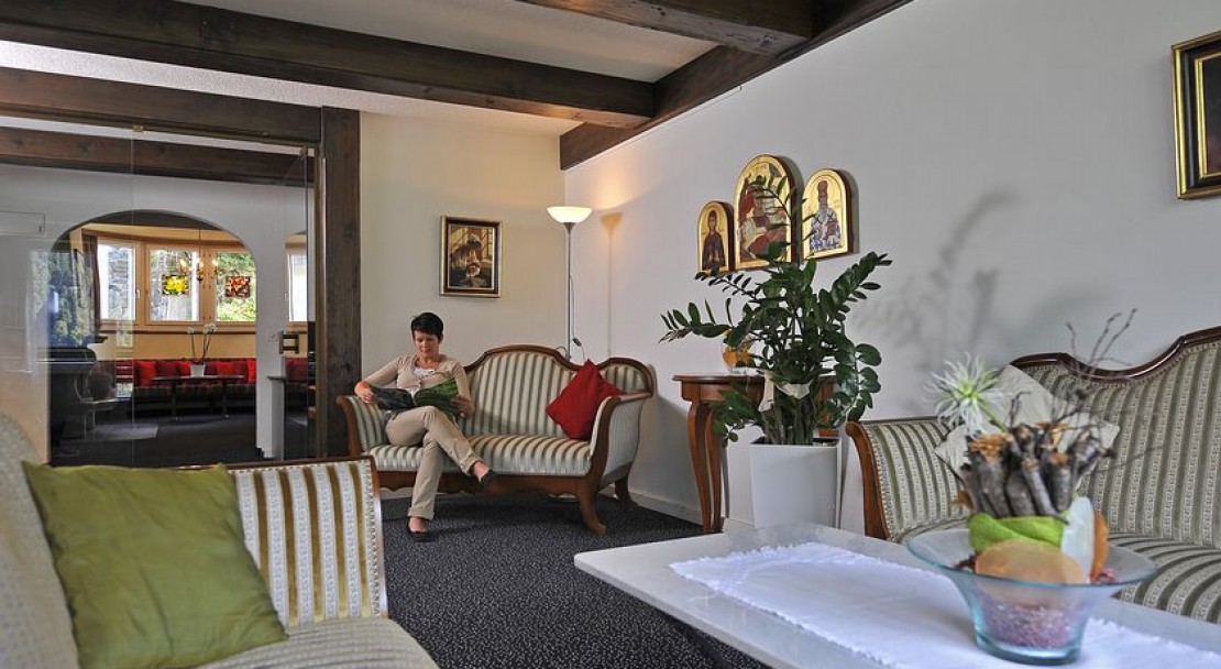 Hotel Waldegg, Endelberg, communal lounge