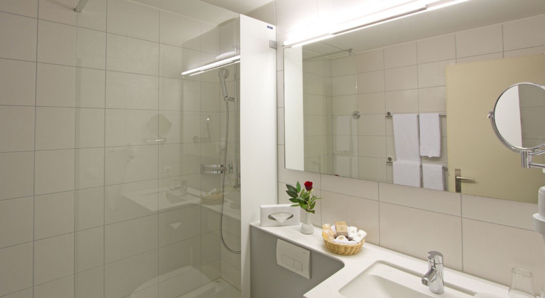 Bathroom in the Superior Rooms at Central Sporthotel