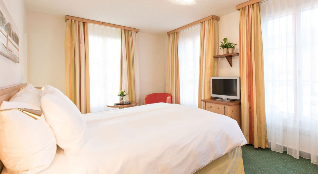 Bedroom, Hotel Seehof Davos, Switzerland