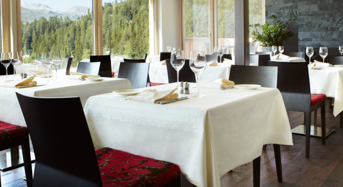 Stars Restaurants in the Nira Alpina in St Moritz; Copyright: Nira Alpina