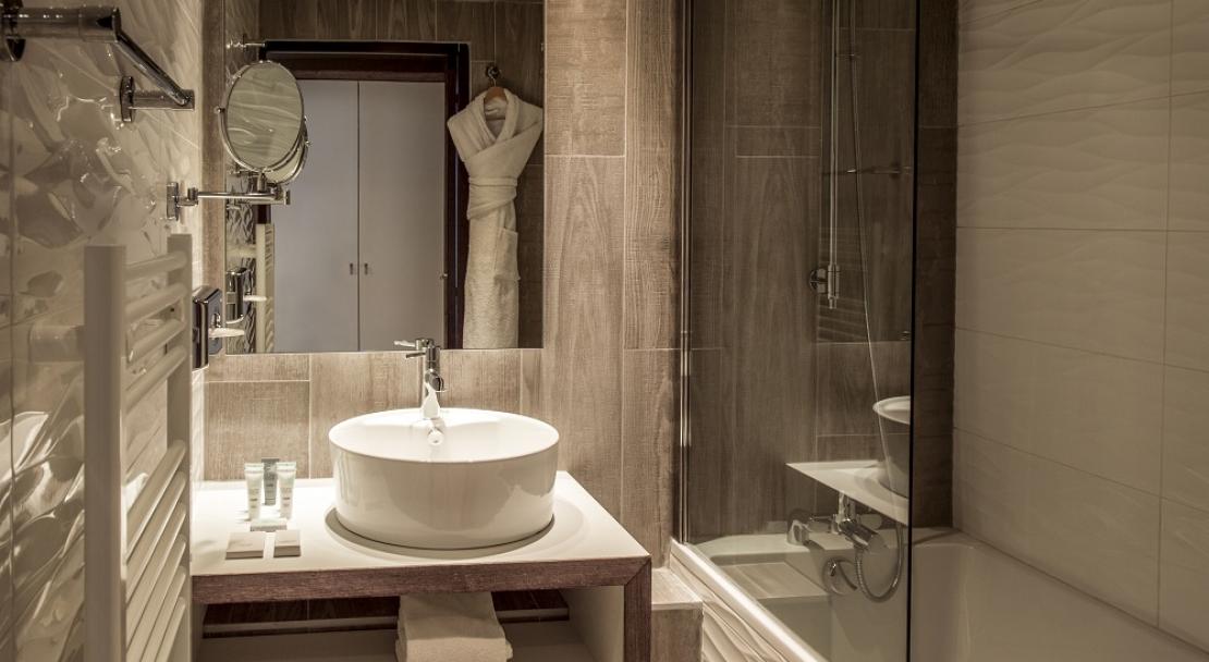 Hotel Le Pic Blanc - Bathroom 