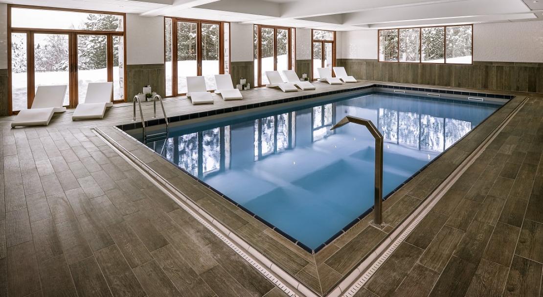 Hotel Le Pic Blanc - Pool area