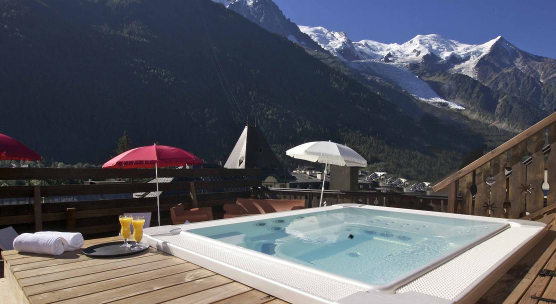 Park Hotel Suisse - Rooftop Jacuzzi- Chamonix