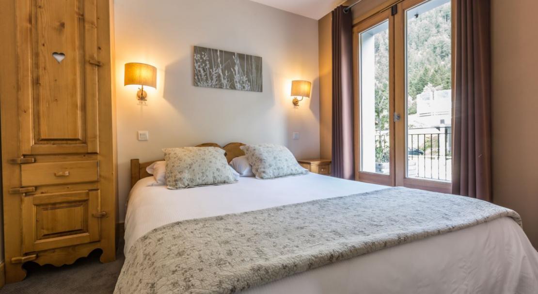 Double bedroom; Copyright: Residence & Spa Vallorcine