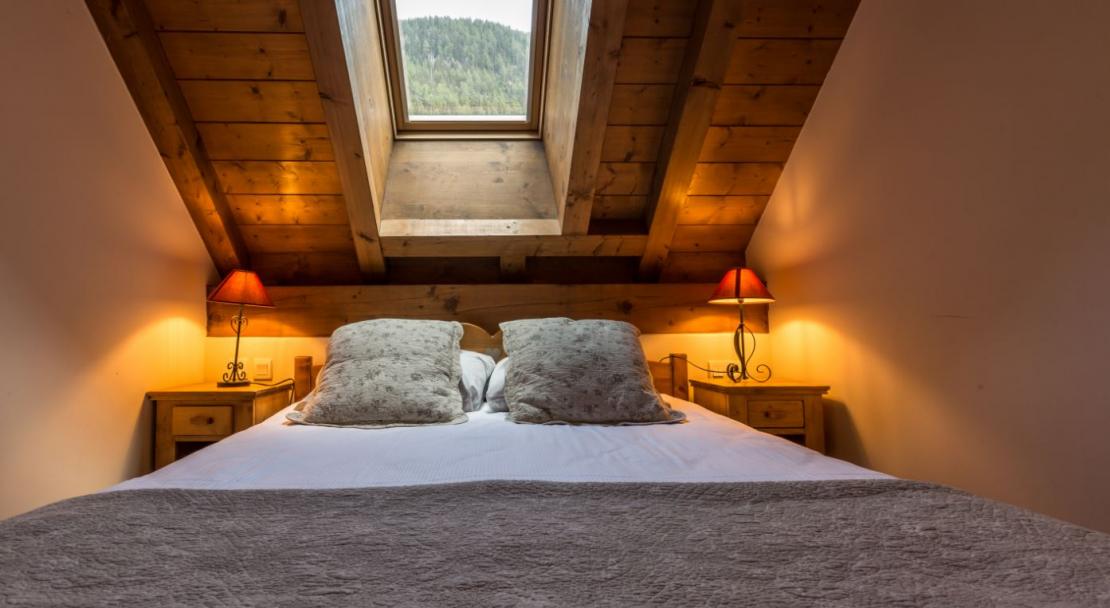 Small Double Bedroom; Copyright: Residence & Spa Vallorcine