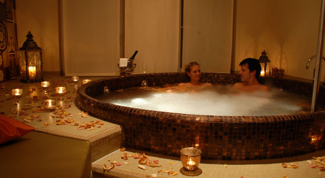 Hot Tub at Romantik Hotel Schweizerhof - Grindelwald - Switzerland