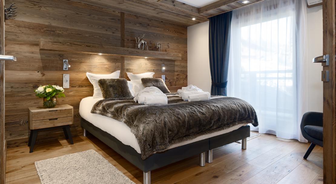 Annapurna small double bedroom; Copyright: Alpine Residence