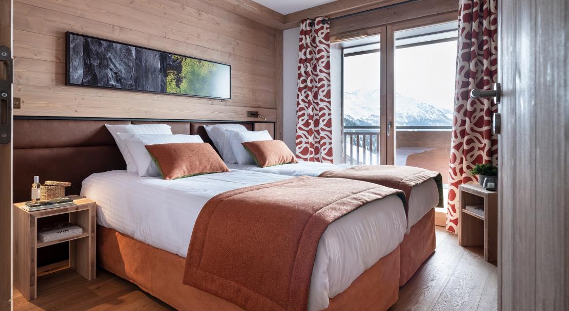 Residence Alpen Lodge MGM La Rosiere Apartment -Bedroom with balcony