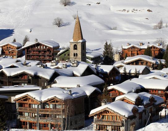 Snowy and sunny Val d'Isere Village; Copyright: Office du Tourisme Val d'Isere