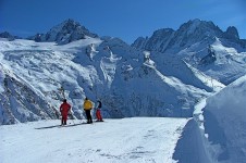Vallorcine offers some great powder for those who want to try with a guide