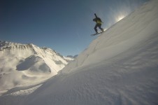 Vallorcine is a good place to try some off-piste with a guide; Copyright: Vallorcine ESF