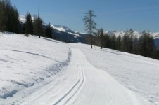 Take a glide on a cross country ski loop in Les Arcs