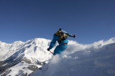 Skiing off piste in Les Houches