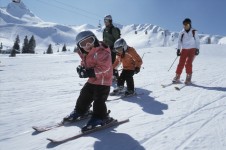 With its top quality ski schools and ideally located ski slopes, beginners have great opportunities to learn a new snowsport