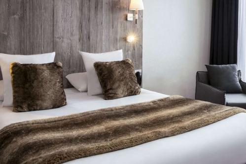 Hotel Le Pic Blanc - Bedroom - Alpe d'Huez