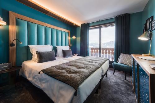 Double twin bdroom at Fahrenheit 7 Courchevel; Copyright: foudimages
